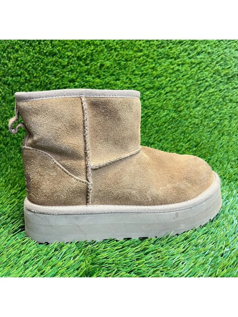 UGG Classic Mini Platform Boys Size 3Y Brown Outdoor Suede Pull On Ankle Boots